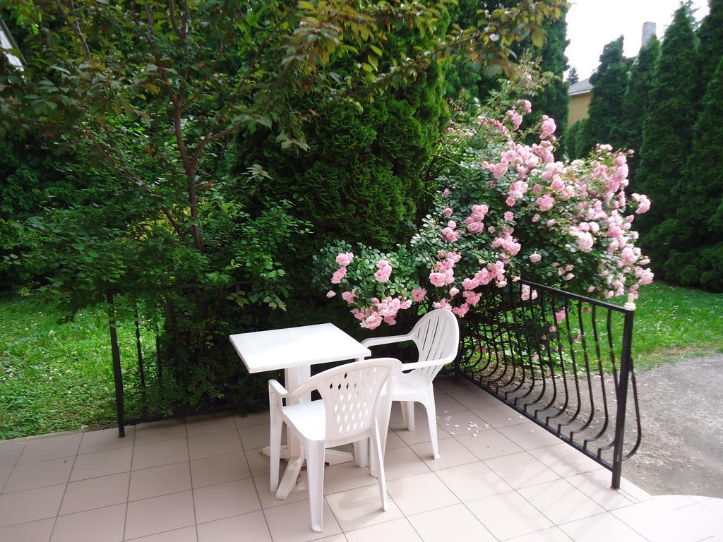Holiday Apartmanhaz Balatonfüred Zimmer foto
